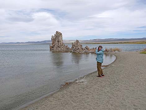 South Tufa Towers Trail