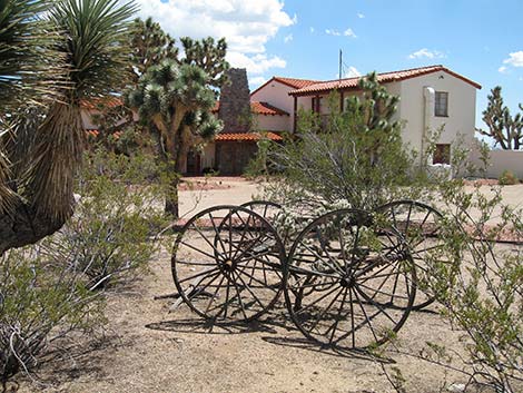 Walking Box Ranch, Outside the Big House