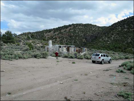 Logan Townsite Road