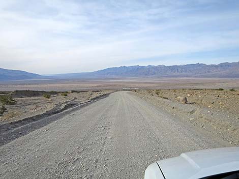 Mosaic Canyon Road