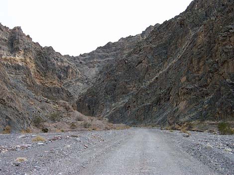 Titus Canyon Hike