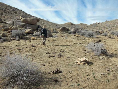 Hole-in-the-Wall to Mid Hills Trail