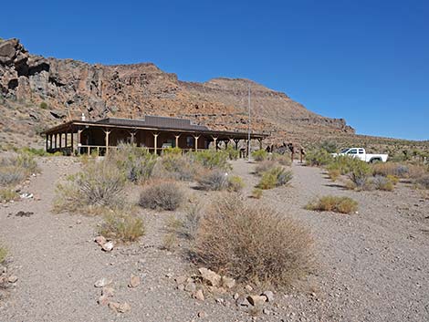 Hole-in-the-Wall Visitor Center