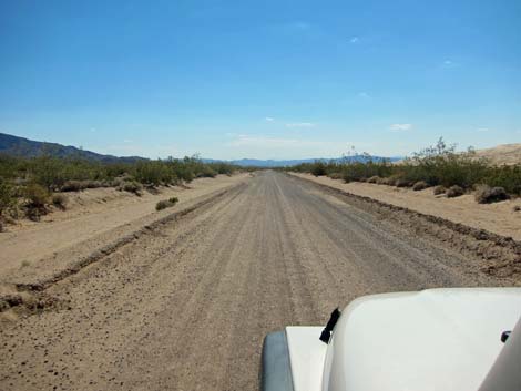 Kelso Dunes Road