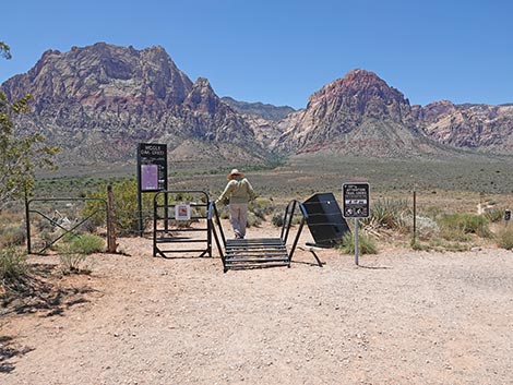 Middle Oak Creek Trailhead